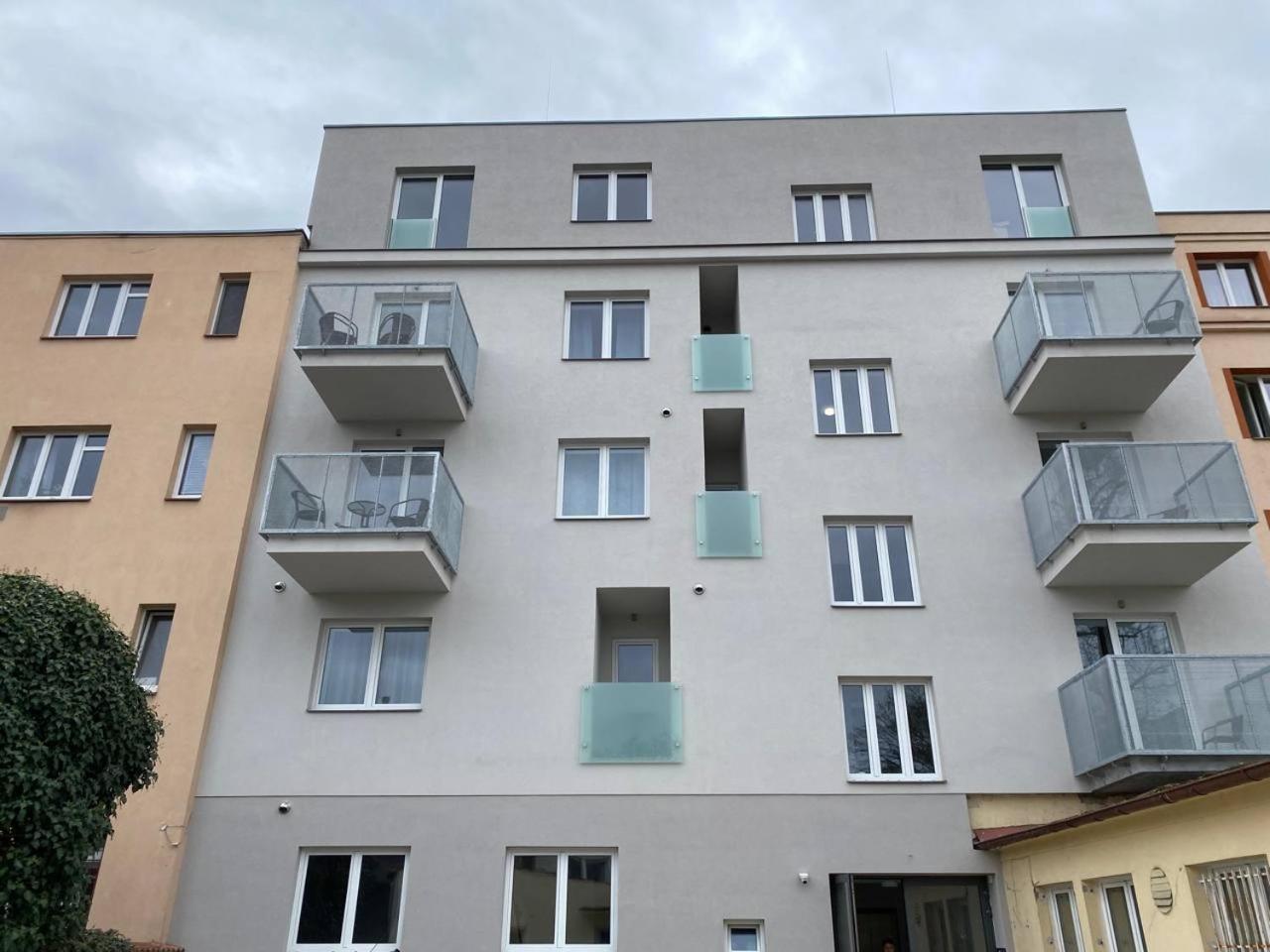Perla Hradce 101 Hradec Kralove Exterior foto