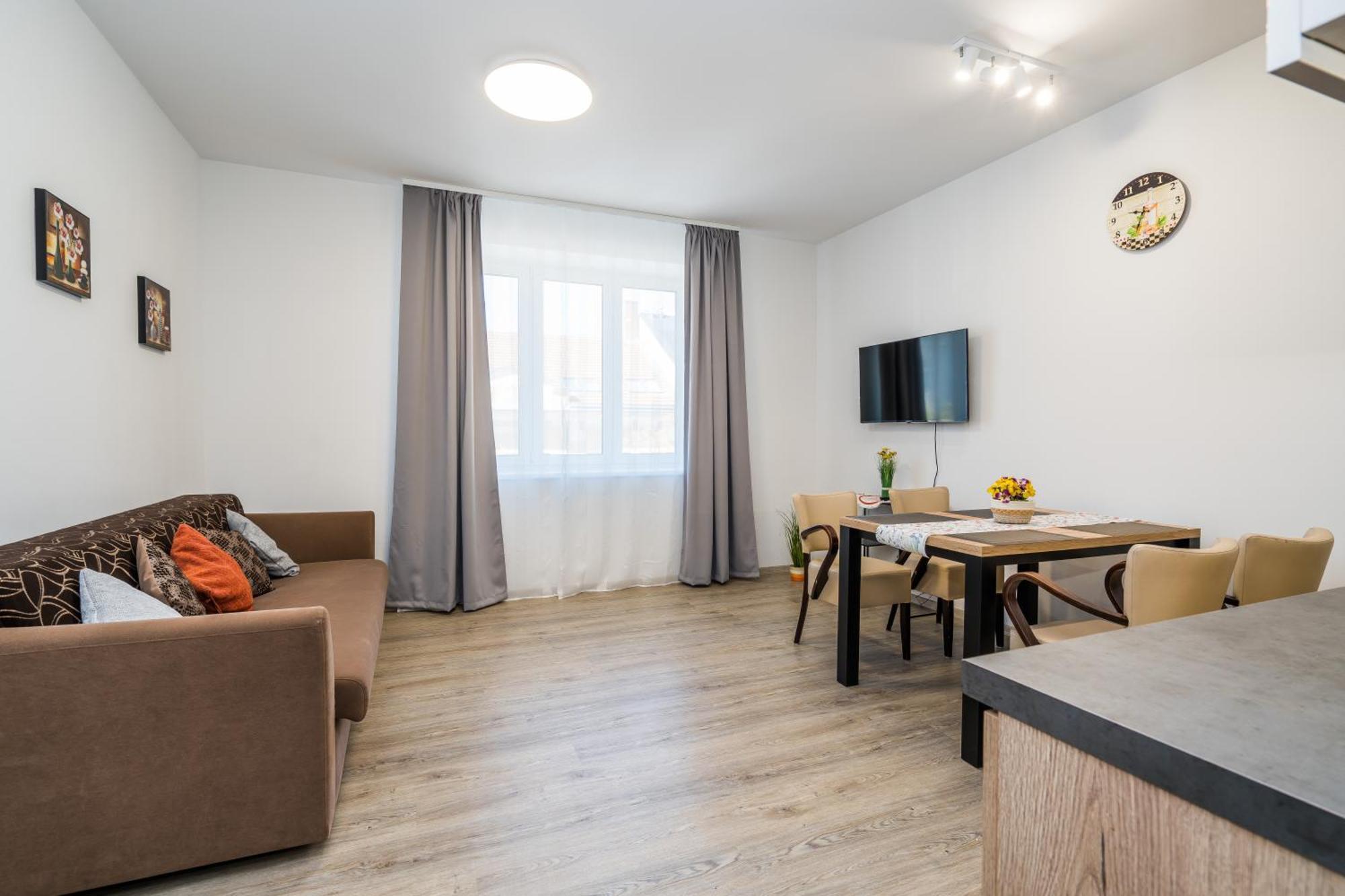 Perla Hradce 101 Hradec Kralove Exterior foto