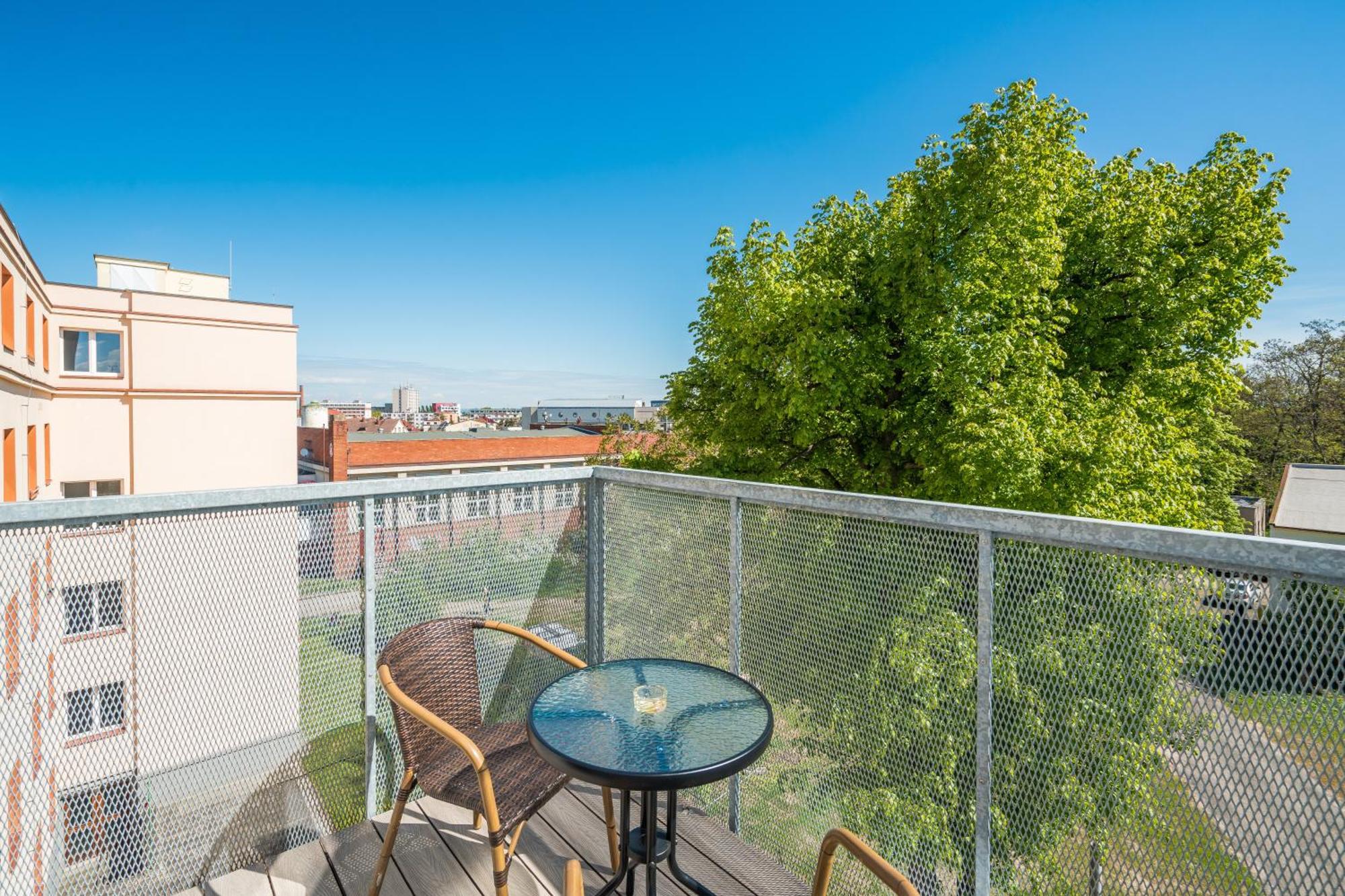 Perla Hradce 101 Hradec Kralove Exterior foto